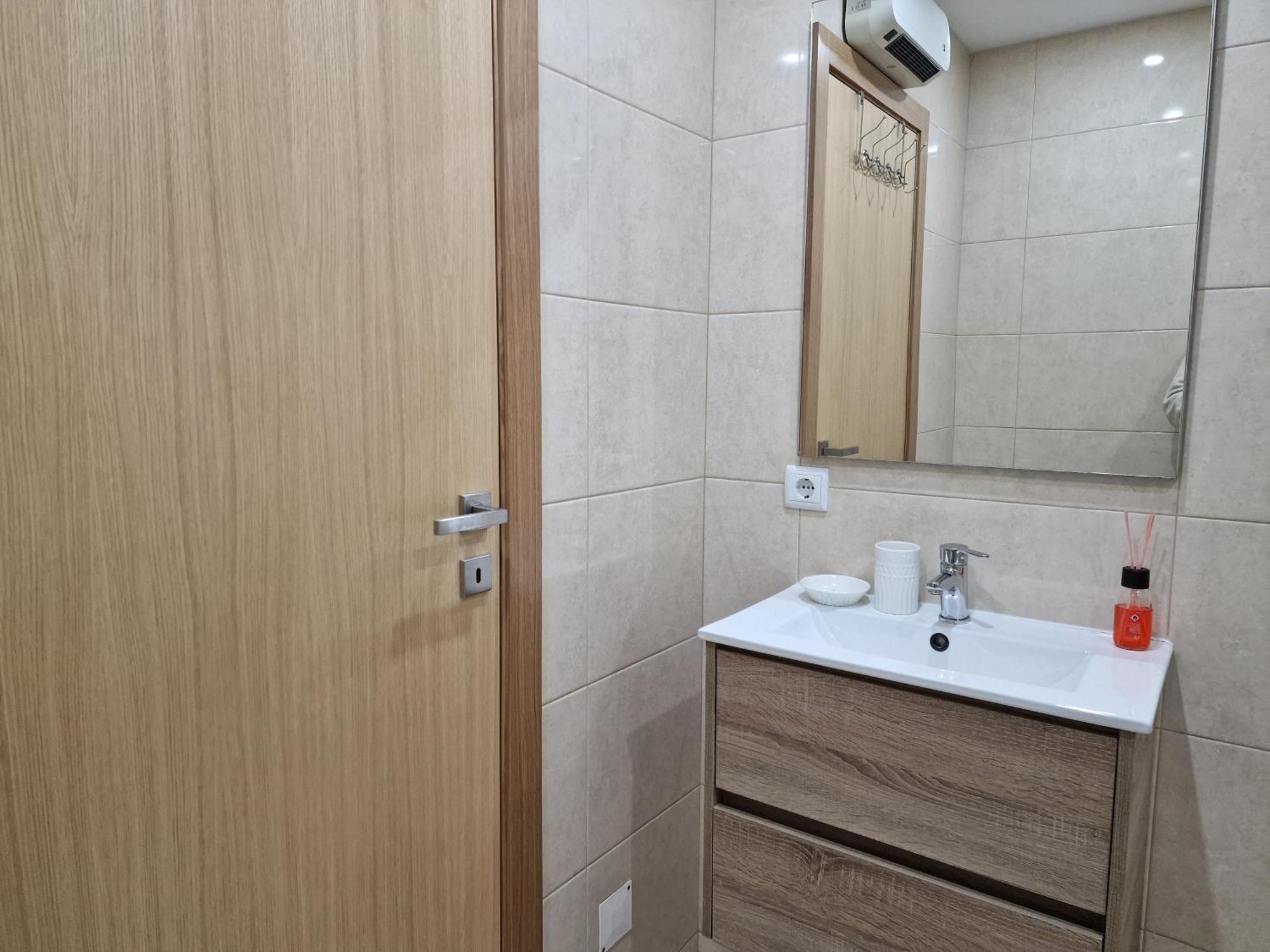 Cozy Apartment With Terrace, Air Cond, Free Parking, By Porto With Love Lda Extérieur photo