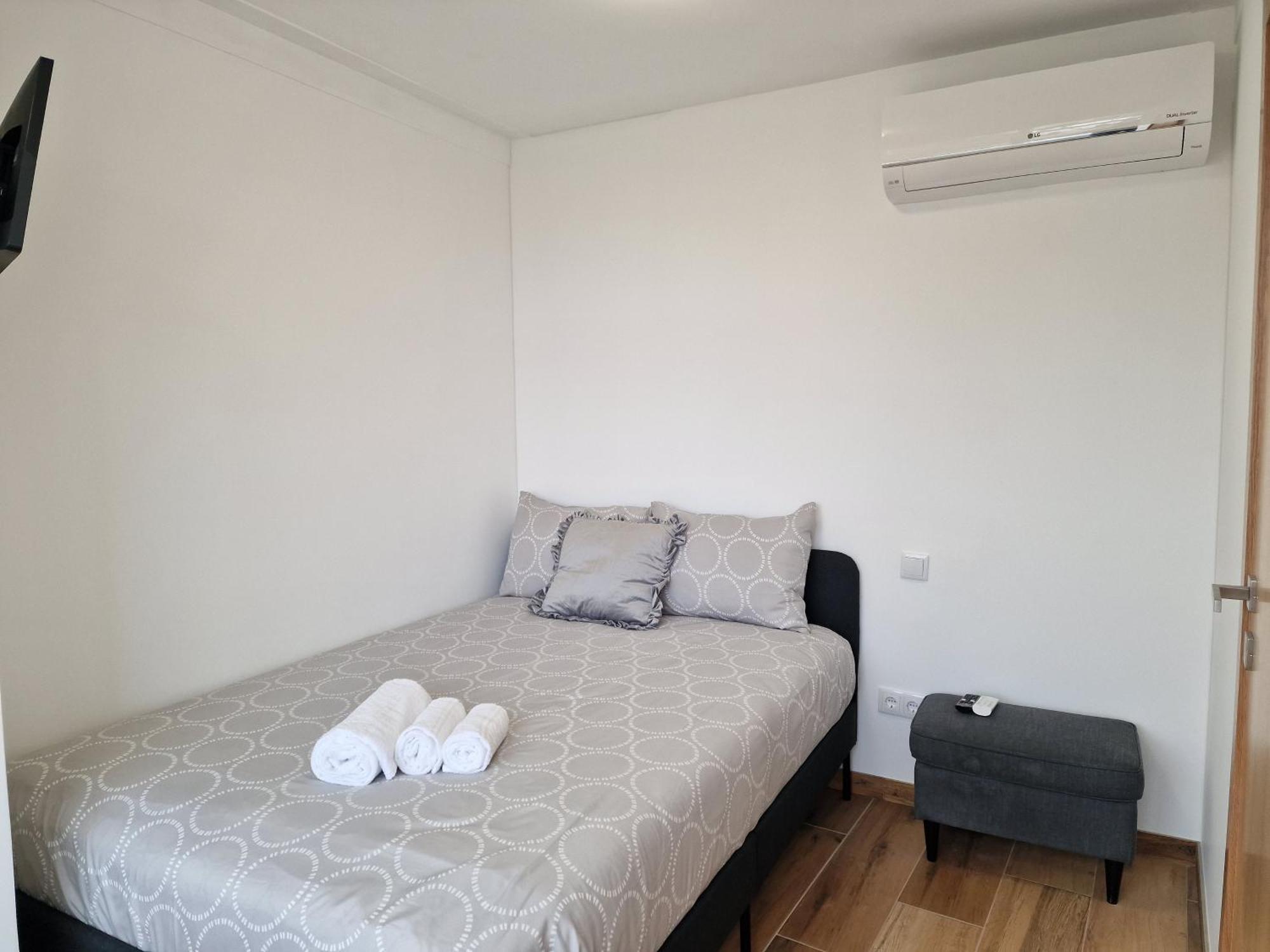 Cozy Apartment With Terrace, Air Cond, Free Parking, By Porto With Love Lda Extérieur photo