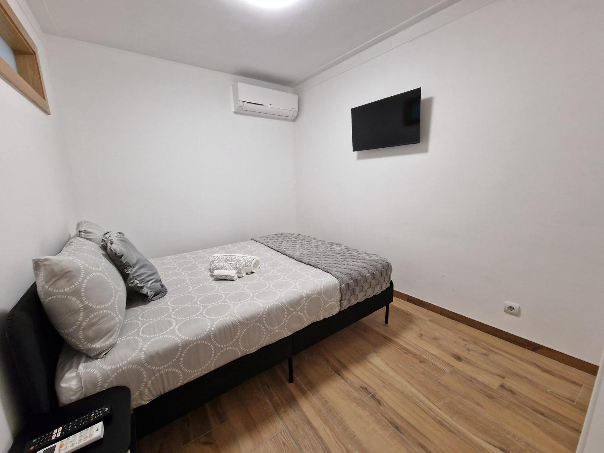 Cozy Apartment With Terrace, Air Cond, Free Parking, By Porto With Love Lda Extérieur photo